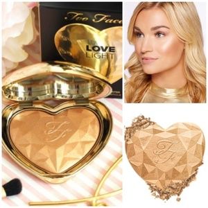 Too Faced 💛 LOVE "U Light Up My Life" Highlighter